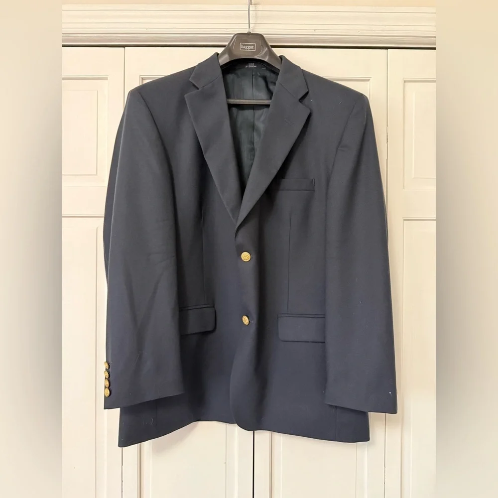Haggar Black Label Classic Navy Blazer with Gold Buttons Men’s 44R Worsted Wool